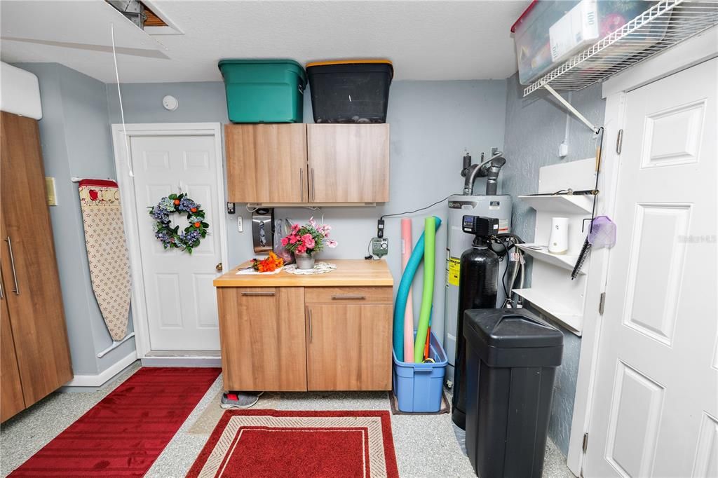 Active With Contract: $259,000 (2 beds, 2 baths, 1435 Square Feet)