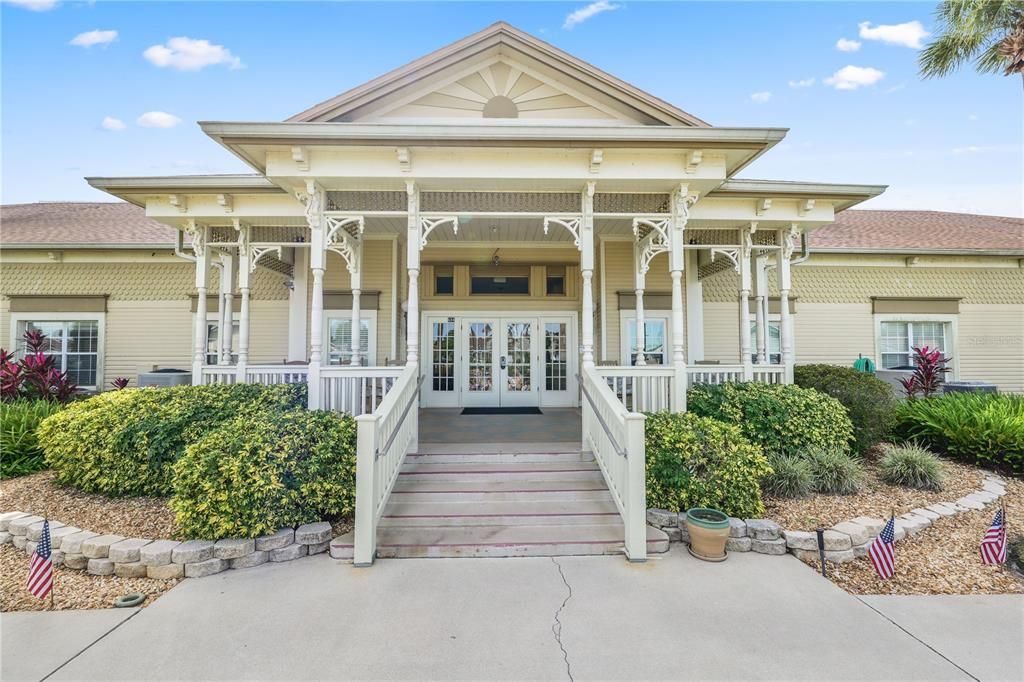 Active With Contract: $259,000 (2 beds, 2 baths, 1435 Square Feet)