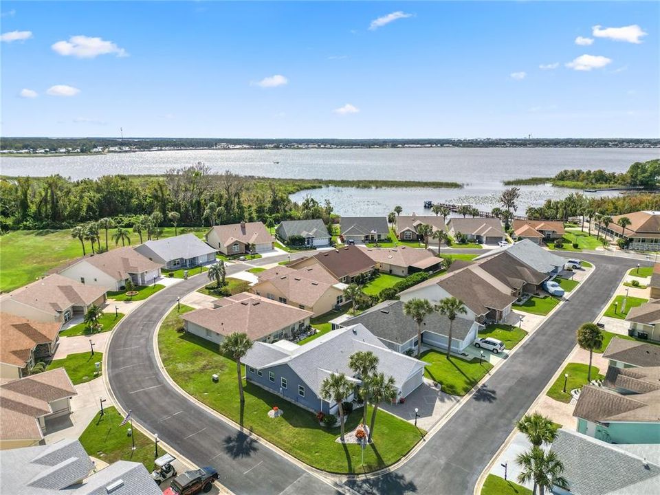 Active With Contract: $259,000 (2 beds, 2 baths, 1435 Square Feet)