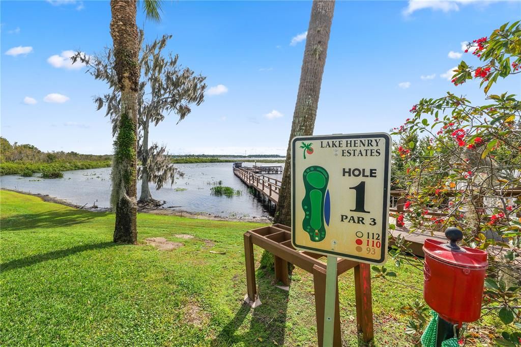 Active With Contract: $259,000 (2 beds, 2 baths, 1435 Square Feet)