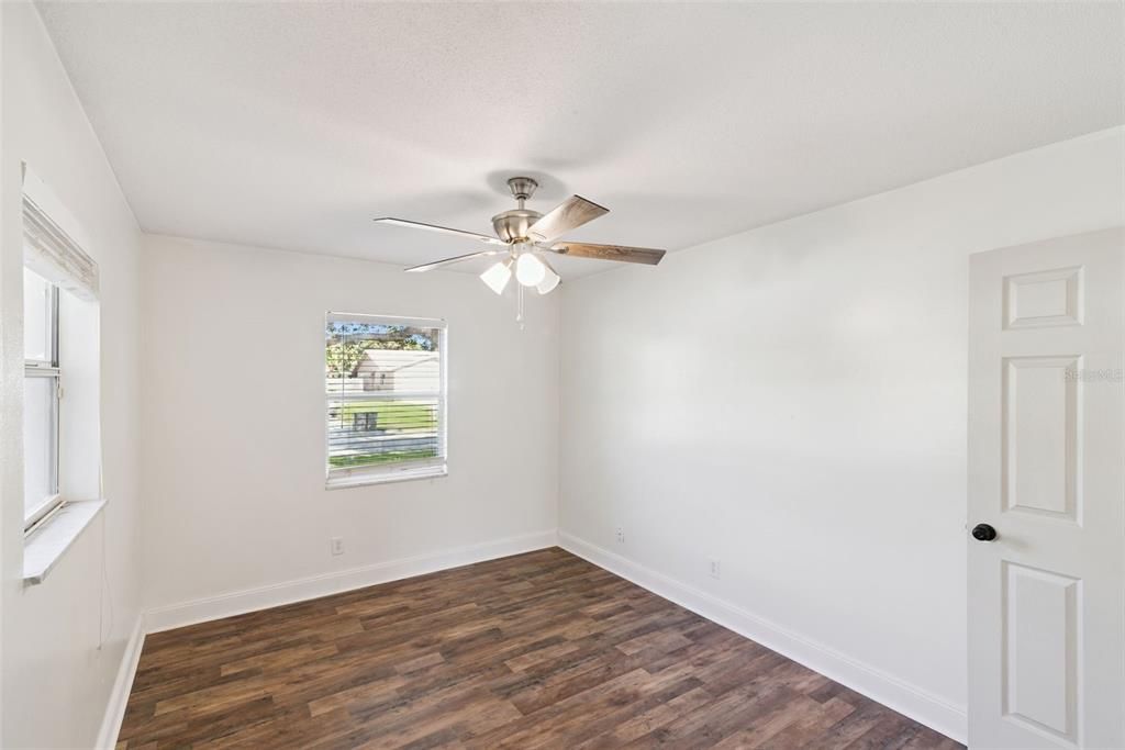 待售: $460,000 (3 贝兹, 2 浴室, 1562 平方英尺)