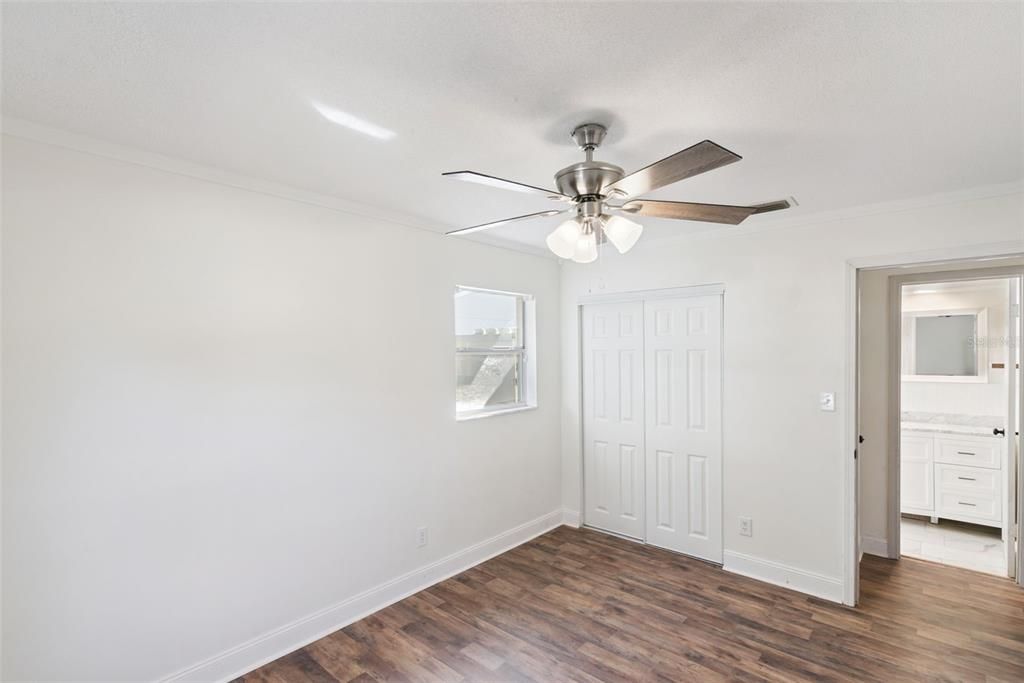 待售: $460,000 (3 贝兹, 2 浴室, 1562 平方英尺)