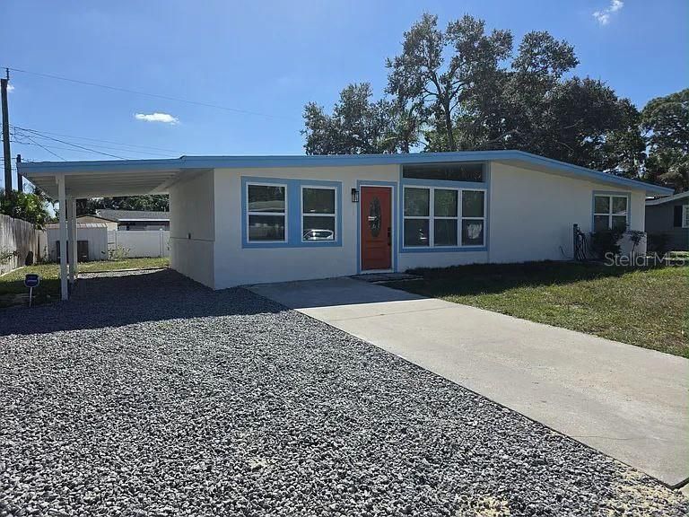 出租: $3,200 (4 贝兹, 2 浴室, 1776 平方英尺)