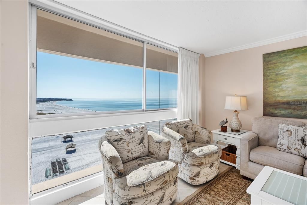 待售: $1,150,000 (1 贝兹, 1 浴室, 864 平方英尺)