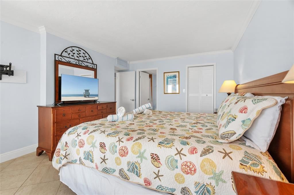 待售: $1,150,000 (1 贝兹, 1 浴室, 864 平方英尺)