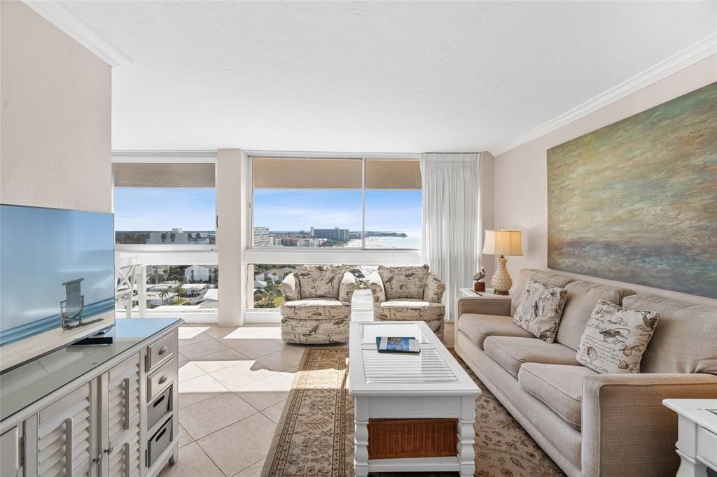 待售: $1,150,000 (1 贝兹, 1 浴室, 864 平方英尺)