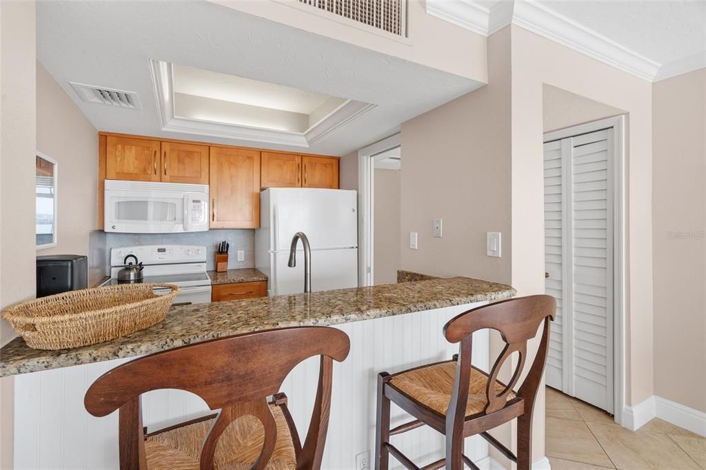 待售: $1,150,000 (1 贝兹, 1 浴室, 864 平方英尺)