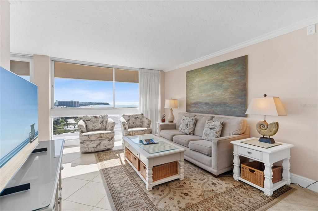 待售: $1,150,000 (1 贝兹, 1 浴室, 864 平方英尺)