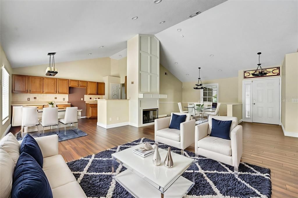 Active With Contract: $419,900 (3 beds, 2 baths, 1686 Square Feet)