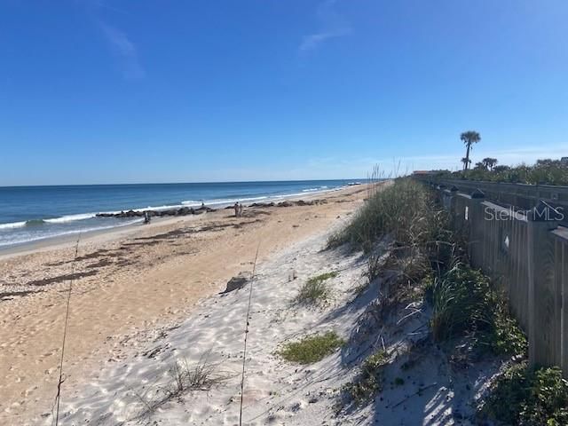 For Sale: $739,000 (4 beds, 4 baths, 2970 Square Feet)