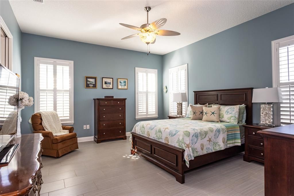 For Sale: $739,000 (4 beds, 4 baths, 2970 Square Feet)