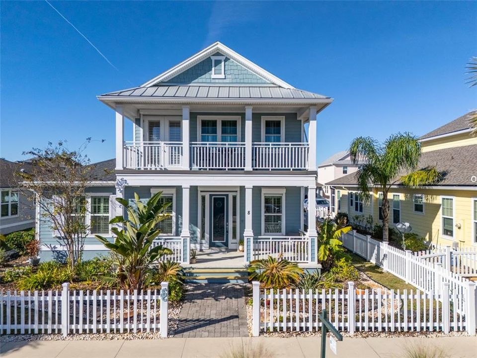 For Sale: $739,000 (4 beds, 4 baths, 2970 Square Feet)