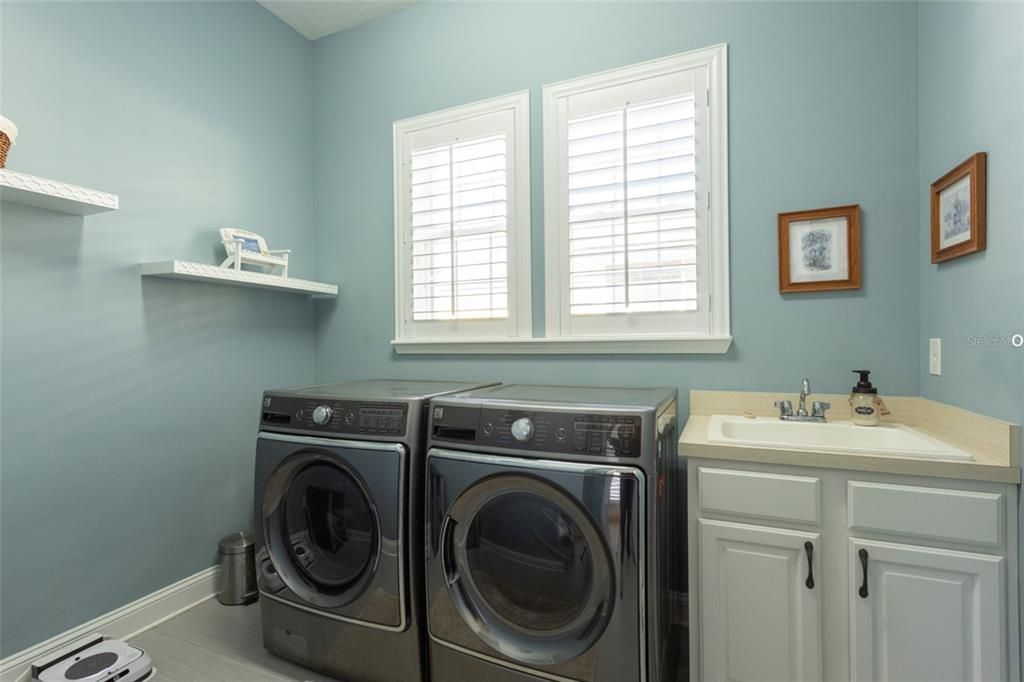 For Sale: $739,000 (4 beds, 4 baths, 2970 Square Feet)