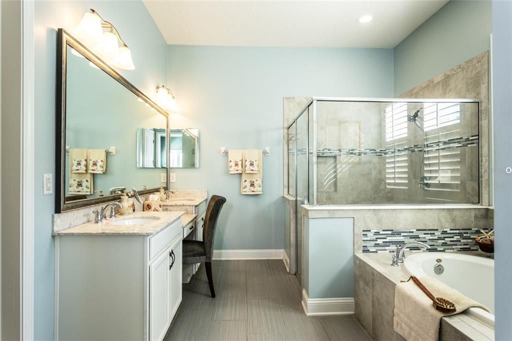 For Sale: $739,000 (4 beds, 4 baths, 2970 Square Feet)