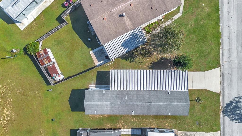 合同活跃: $174,900 (2 贝兹, 2 浴室, 1024 平方英尺)