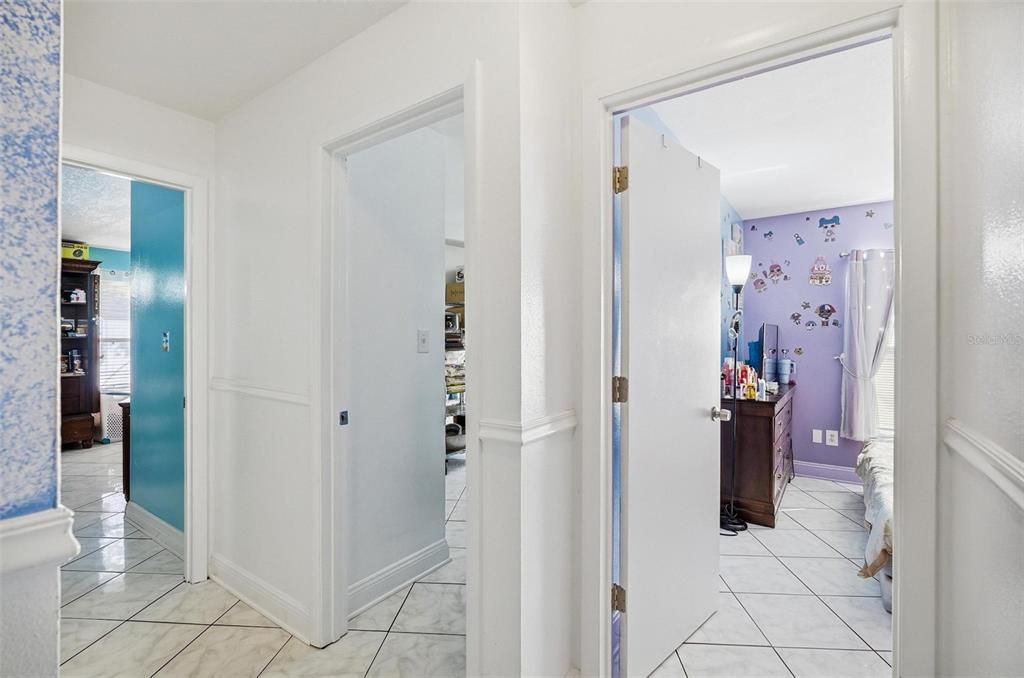 Activo con contrato: $300,000 (3 camas, 2 baños, 1328 Pies cuadrados)