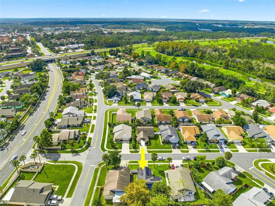 Activo con contrato: $300,000 (3 camas, 2 baños, 1328 Pies cuadrados)