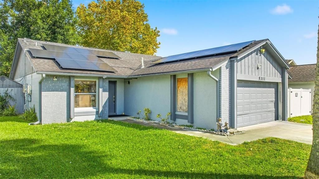 Activo con contrato: $300,000 (3 camas, 2 baños, 1328 Pies cuadrados)