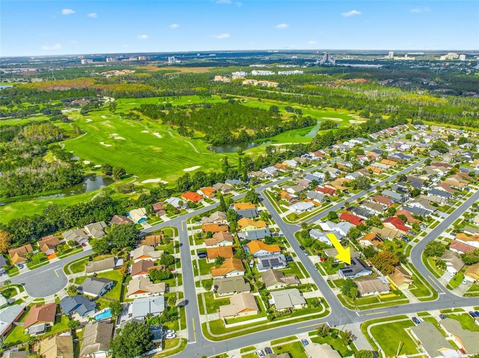 Activo con contrato: $300,000 (3 camas, 2 baños, 1328 Pies cuadrados)