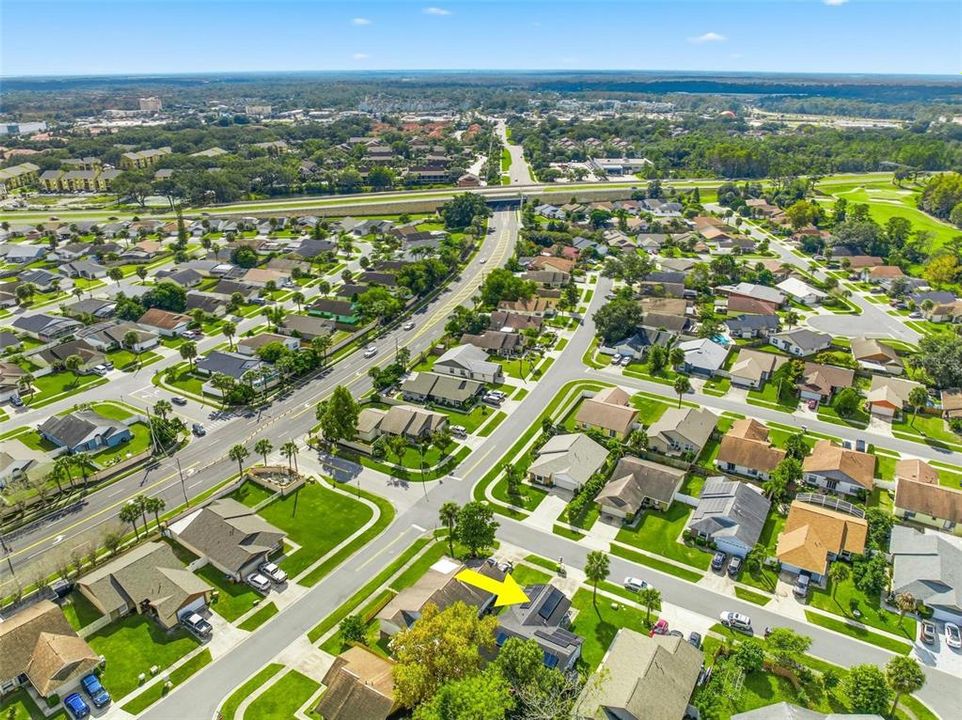 Activo con contrato: $300,000 (3 camas, 2 baños, 1328 Pies cuadrados)