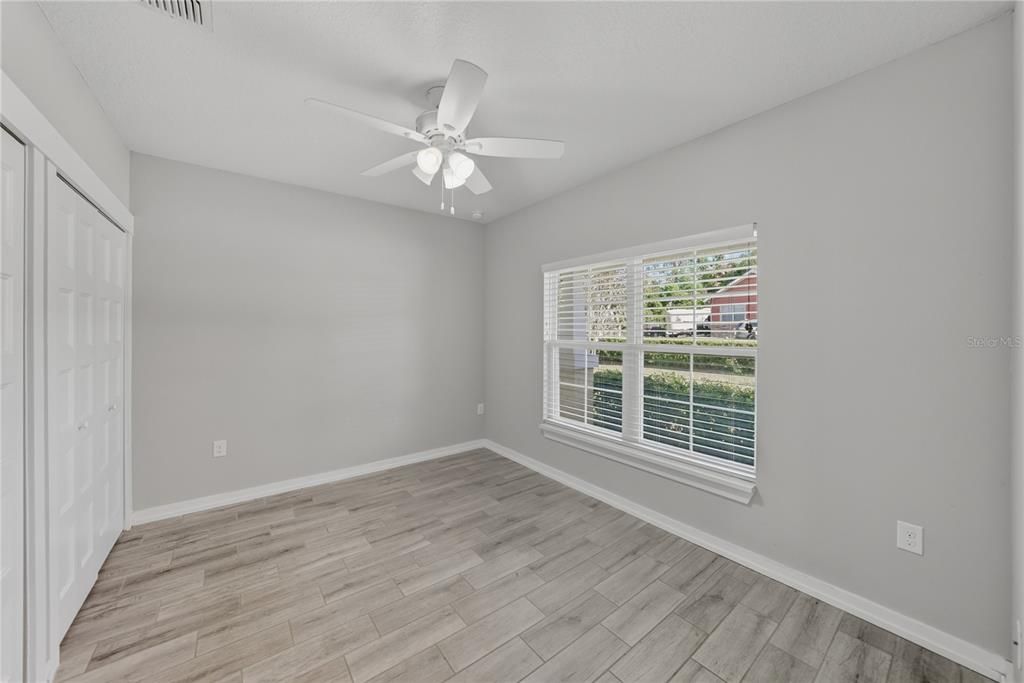 For Sale: $399,900 (3 beds, 2 baths, 1654 Square Feet)