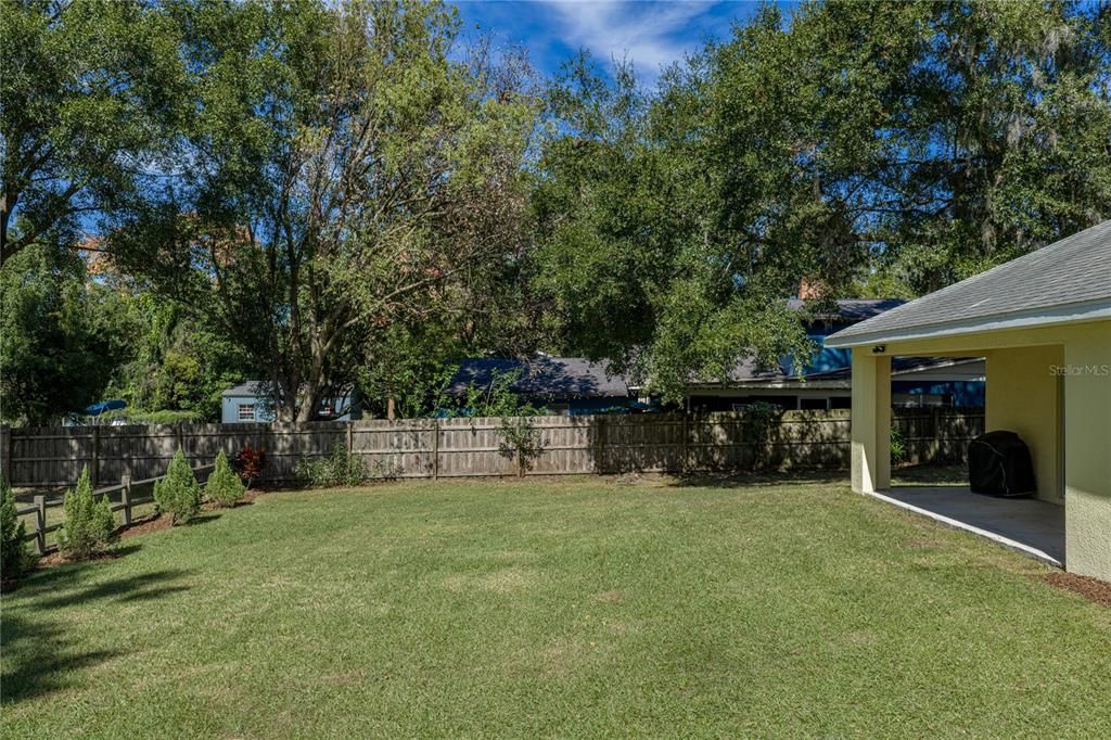 For Sale: $399,900 (3 beds, 2 baths, 1654 Square Feet)