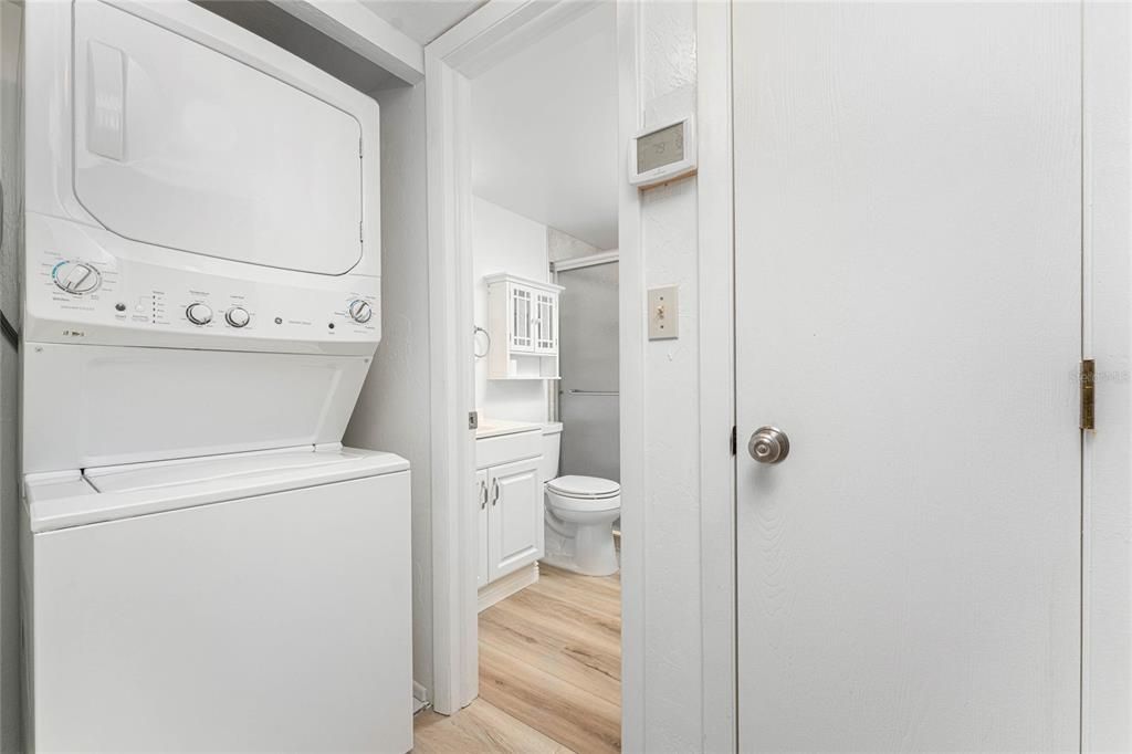 En Venta: $158,000 (2 camas, 2 baños, 886 Pies cuadrados)