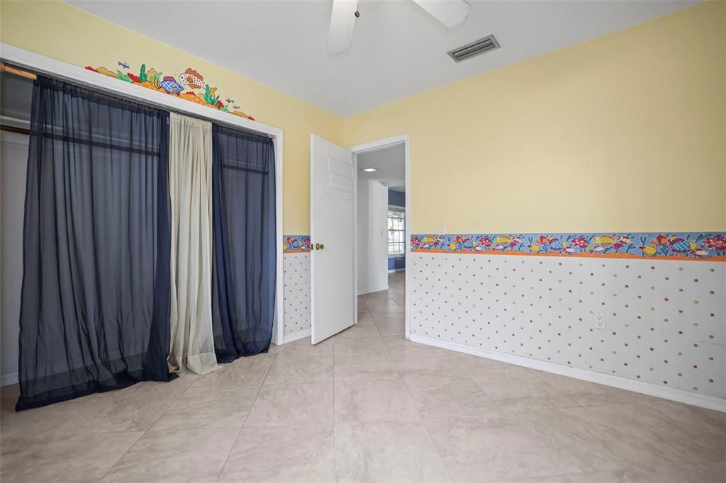 For Sale: $335,000 (2 beds, 2 baths, 1231 Square Feet)