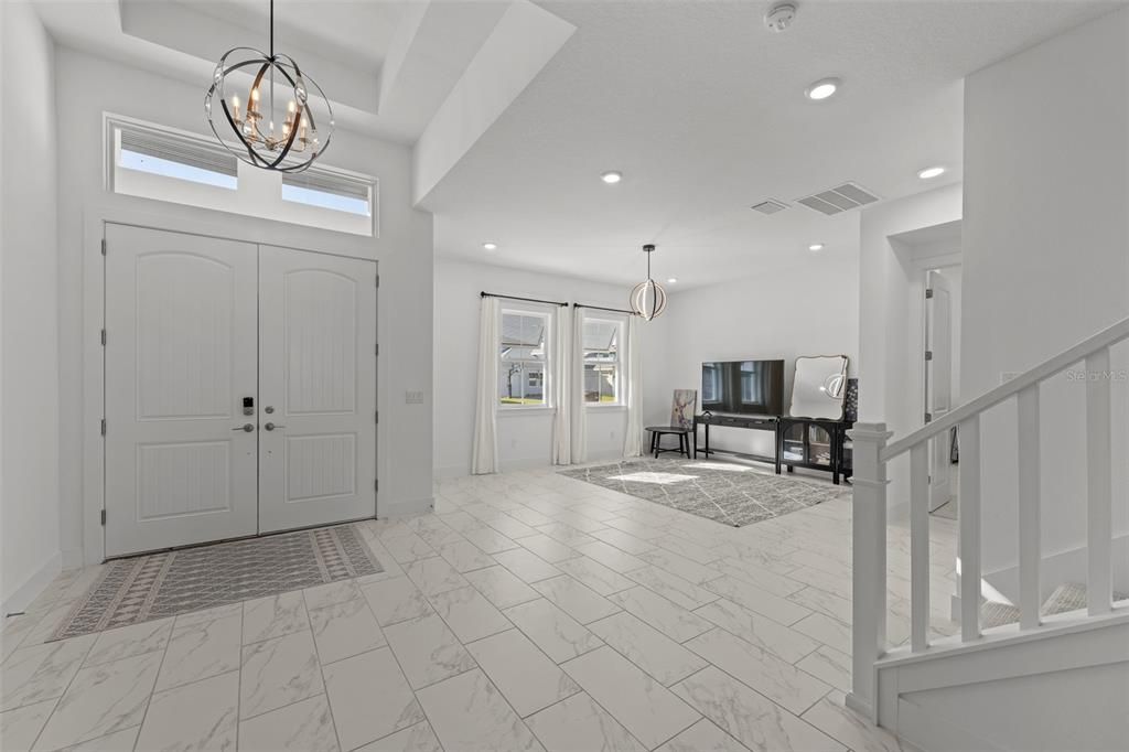 For Sale: $1,150,000 (6 beds, 4 baths, 4867 Square Feet)