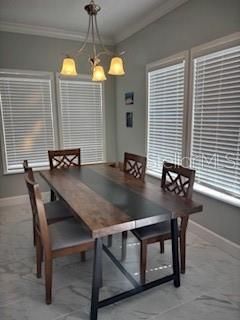 For Rent: $3,900 (2 beds, 2 baths, 880 Square Feet)