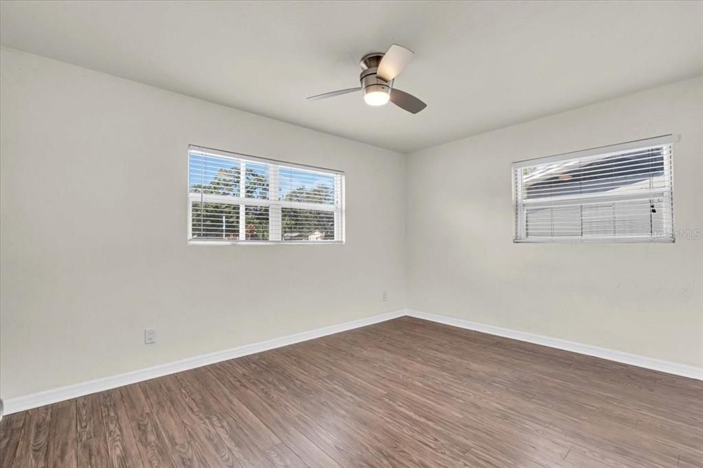 For Rent: $2,500 (3 beds, 2 baths, 1280 Square Feet)