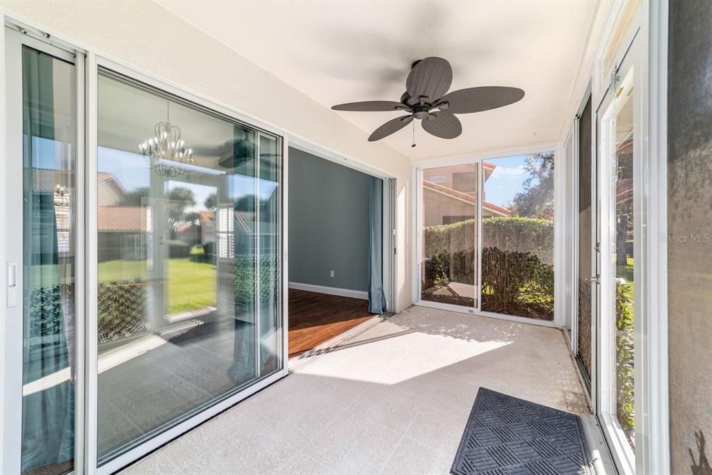 For Sale: $239,900 (2 beds, 2 baths, 1281 Square Feet)