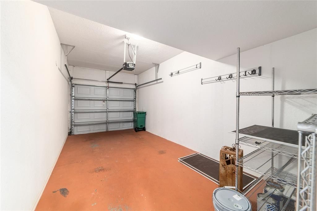 For Sale: $239,900 (2 beds, 2 baths, 1281 Square Feet)