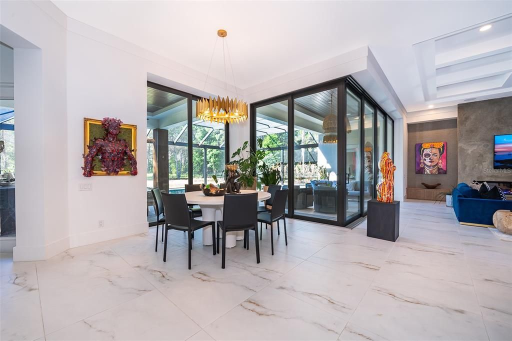 En Venta: $2,749,900 (4 camas, 4 baños, 3823 Pies cuadrados)