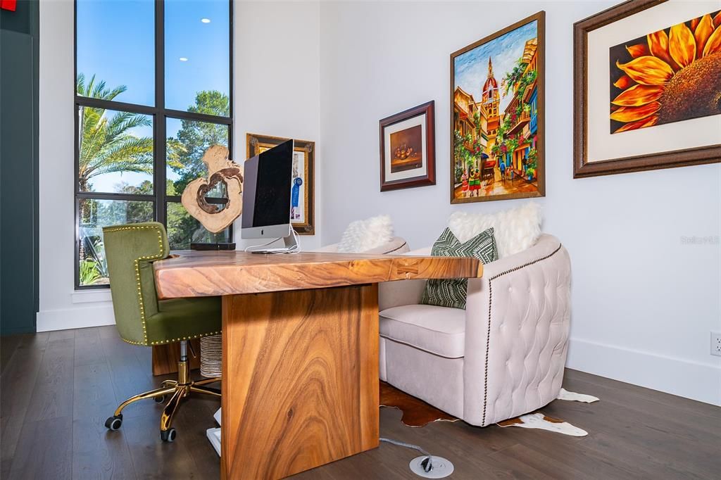 En Venta: $2,749,900 (4 camas, 4 baños, 3823 Pies cuadrados)