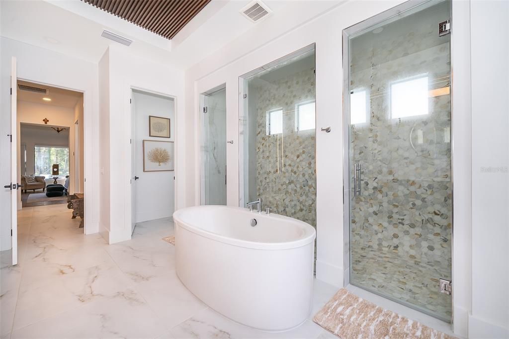 En Venta: $2,749,900 (4 camas, 4 baños, 3823 Pies cuadrados)