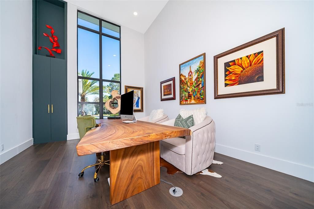 En Venta: $2,749,900 (4 camas, 4 baños, 3823 Pies cuadrados)