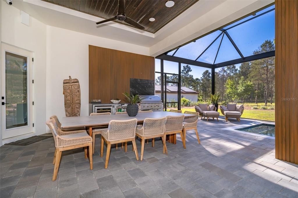 En Venta: $2,749,900 (4 camas, 4 baños, 3823 Pies cuadrados)