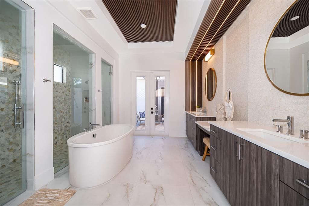 En Venta: $2,749,900 (4 camas, 4 baños, 3823 Pies cuadrados)