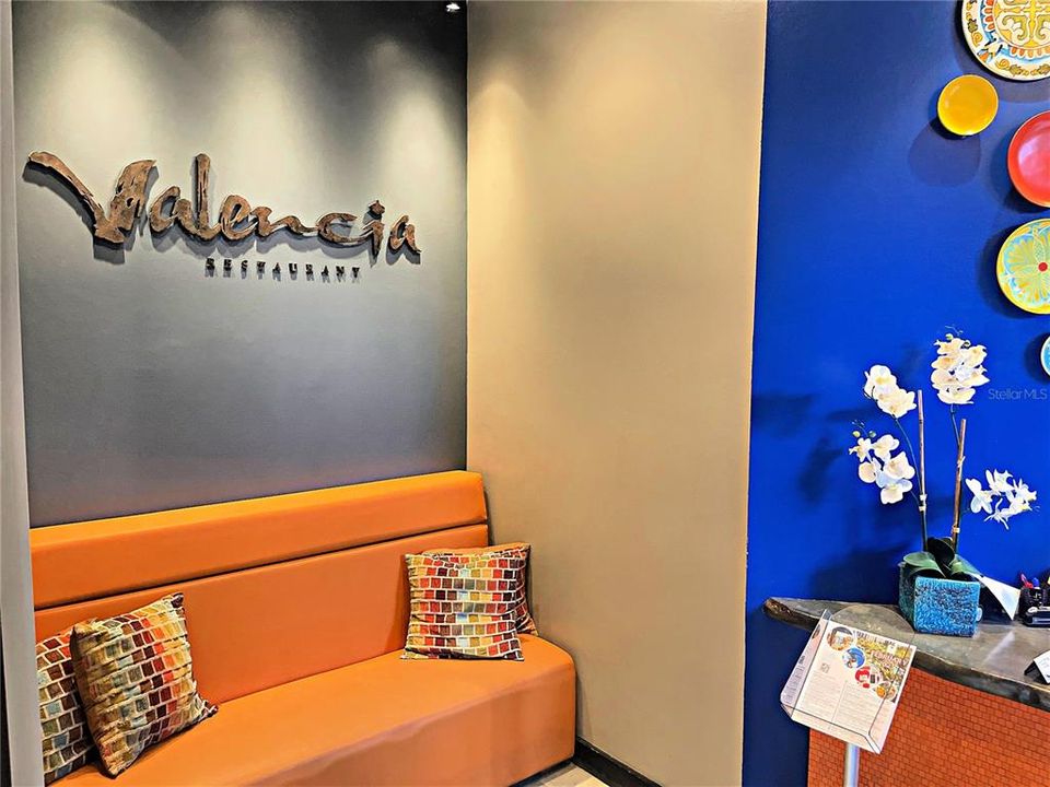 En Venta: $399,900 (3 camas, 2 baños, 1396 Pies cuadrados)