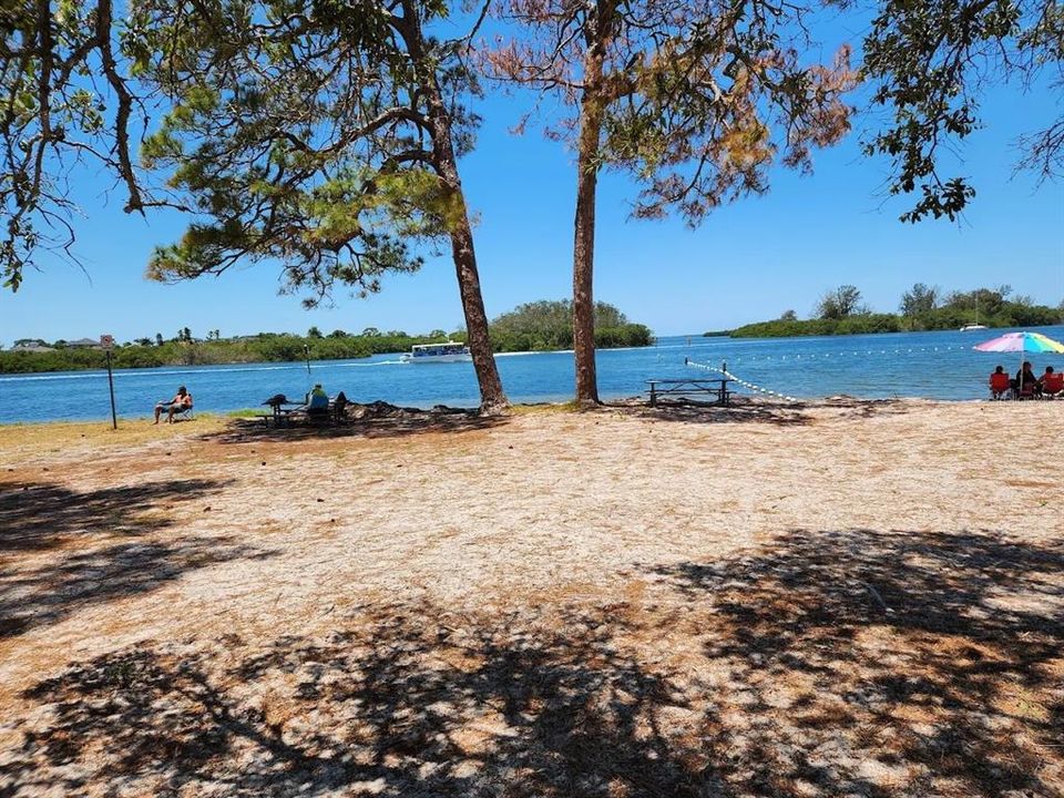 En Venta: $145,000 (2 camas, 2 baños, 1296 Pies cuadrados)