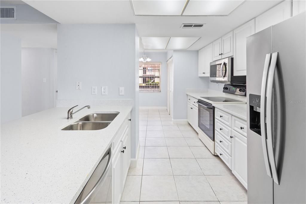 En Venta: $145,000 (2 camas, 2 baños, 1296 Pies cuadrados)