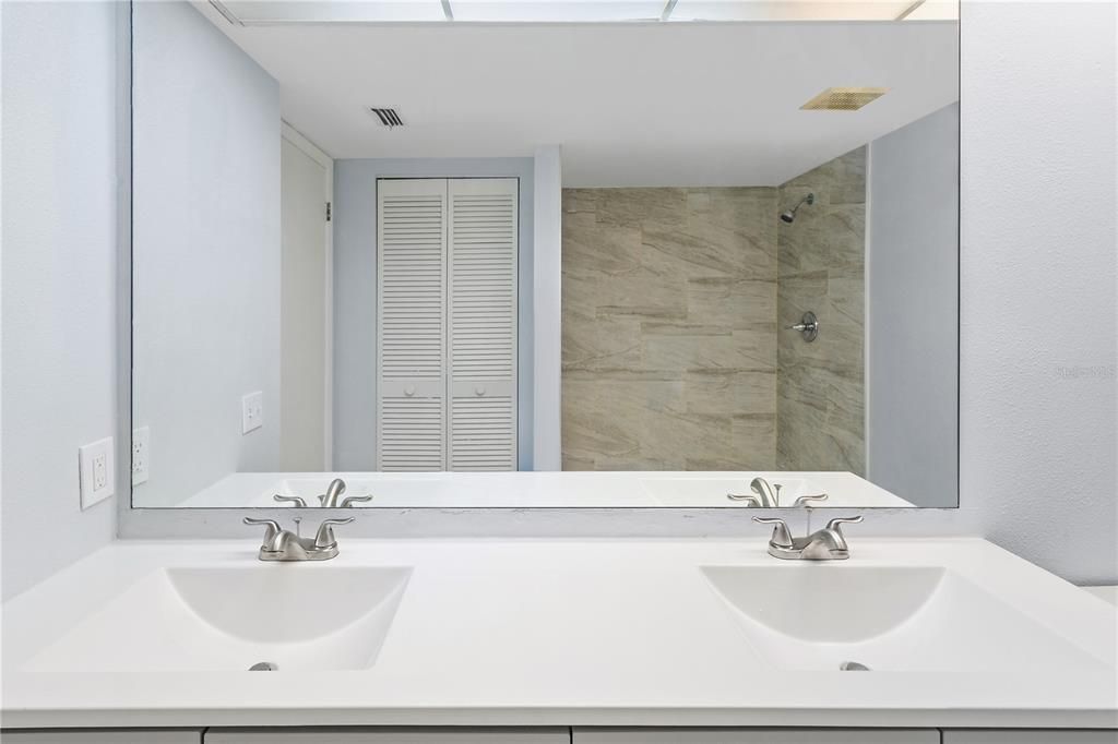 En Venta: $145,000 (2 camas, 2 baños, 1296 Pies cuadrados)