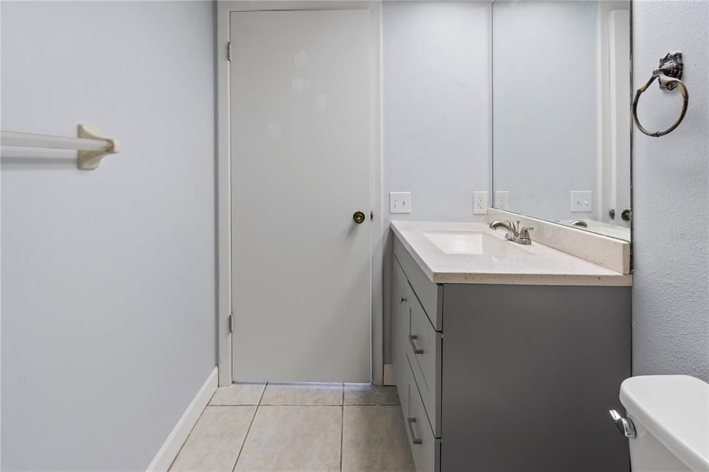 En Venta: $145,000 (2 camas, 2 baños, 1296 Pies cuadrados)