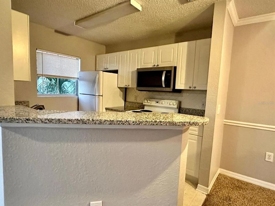 На продажу: $149,900 (1 спален, 1 ванн, 732 Квадратных фут)