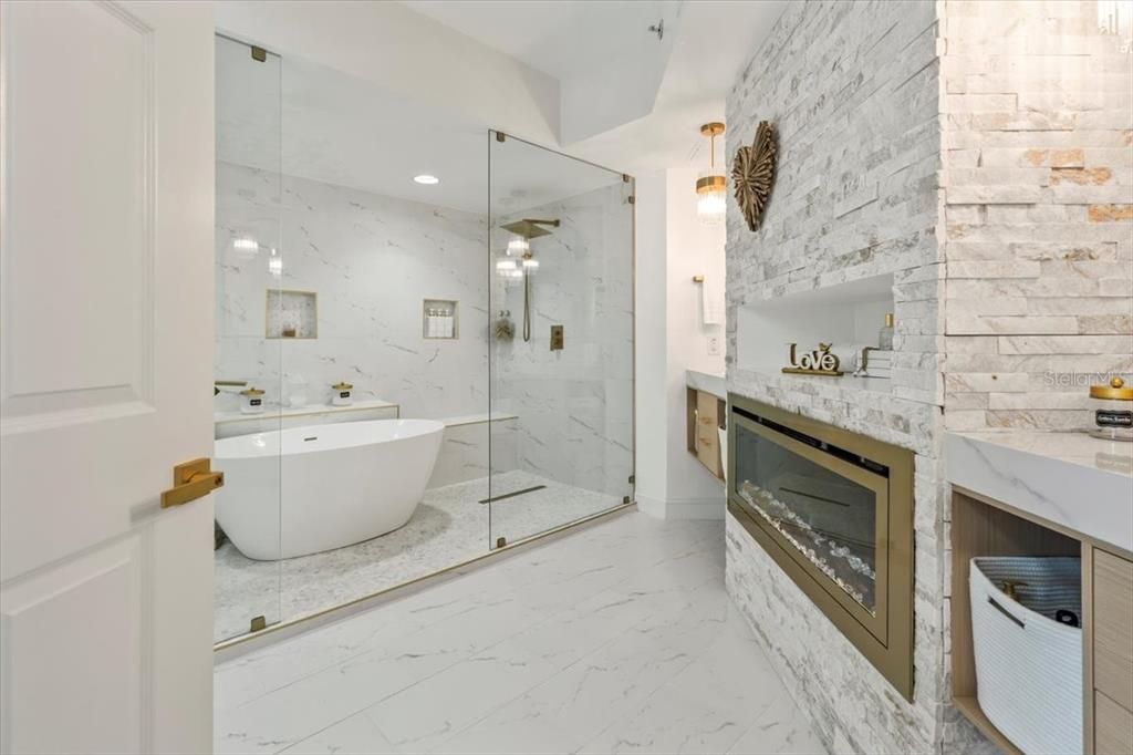 На продажу: $725,000 (3 спален, 3 ванн, 2239 Квадратных фут)