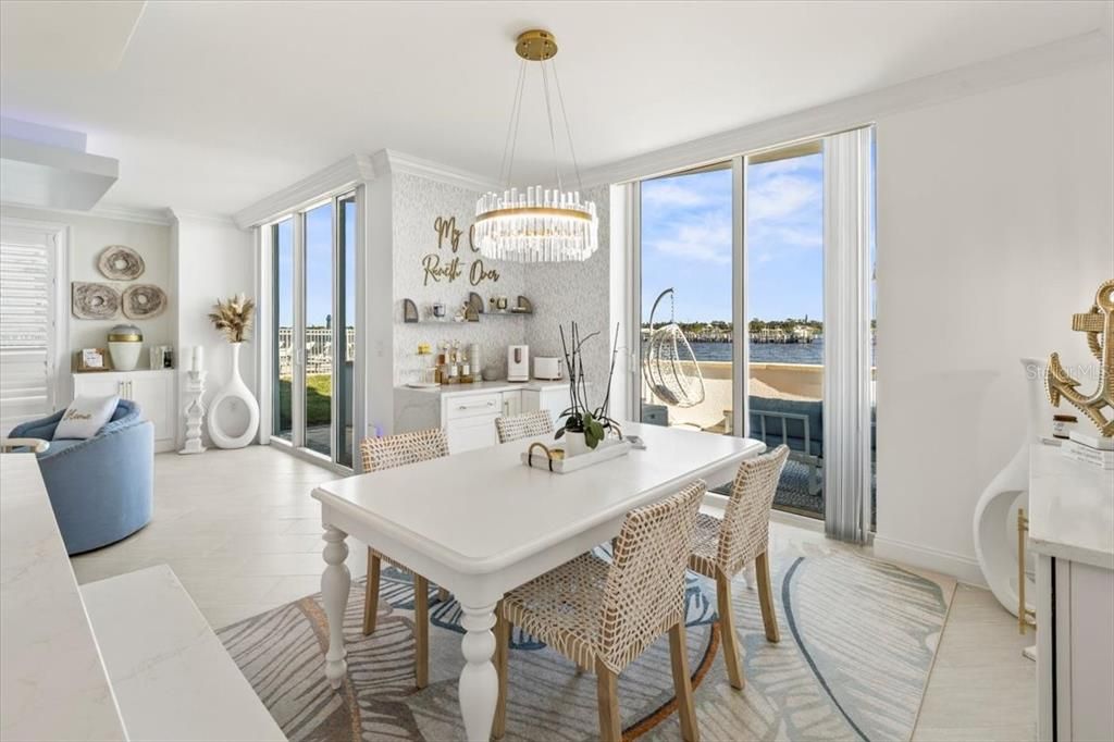 На продажу: $725,000 (3 спален, 3 ванн, 2239 Квадратных фут)