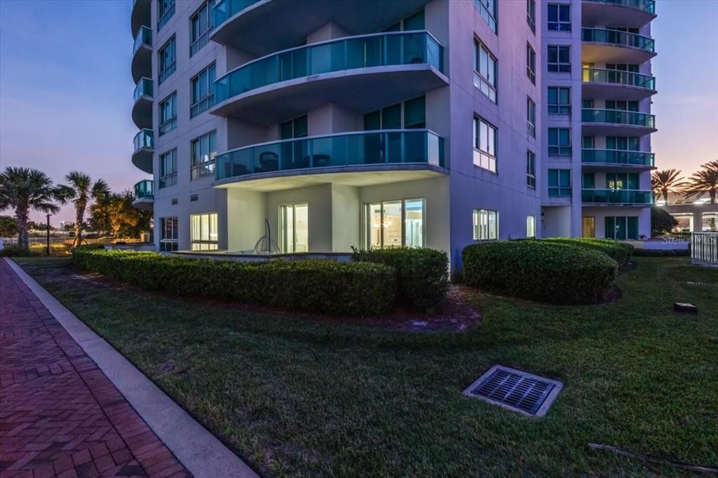 На продажу: $725,000 (3 спален, 3 ванн, 2239 Квадратных фут)