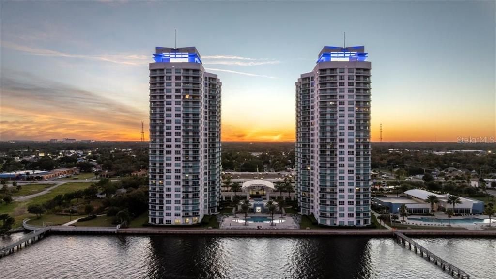 На продажу: $725,000 (3 спален, 3 ванн, 2239 Квадратных фут)