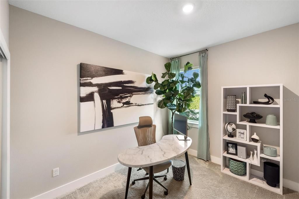 For Sale: $814,900 (5 beds, 3 baths, 3000 Square Feet)